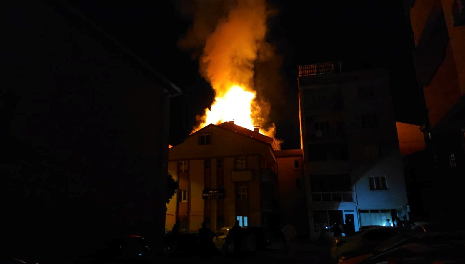 bursada bina catisinda yangin c6Zgy6wX