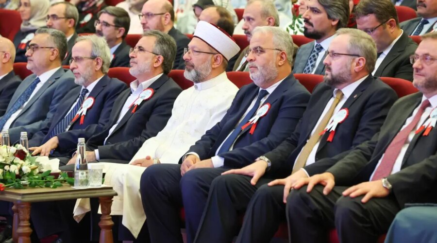 diyanet mevlid i nebiyi bir yil boyunca kutlayacak pnhkPhic