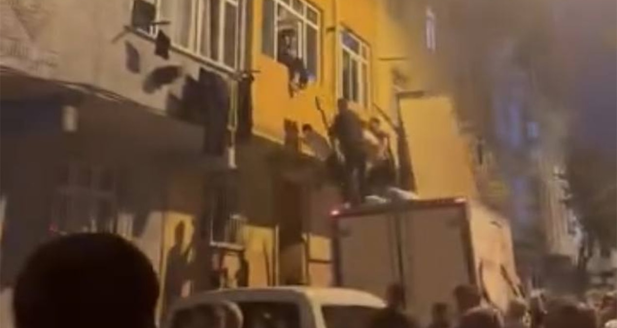 istanbulda 5 katli binada yangin 3 kisi mahsur kaldi 4lisSV6r