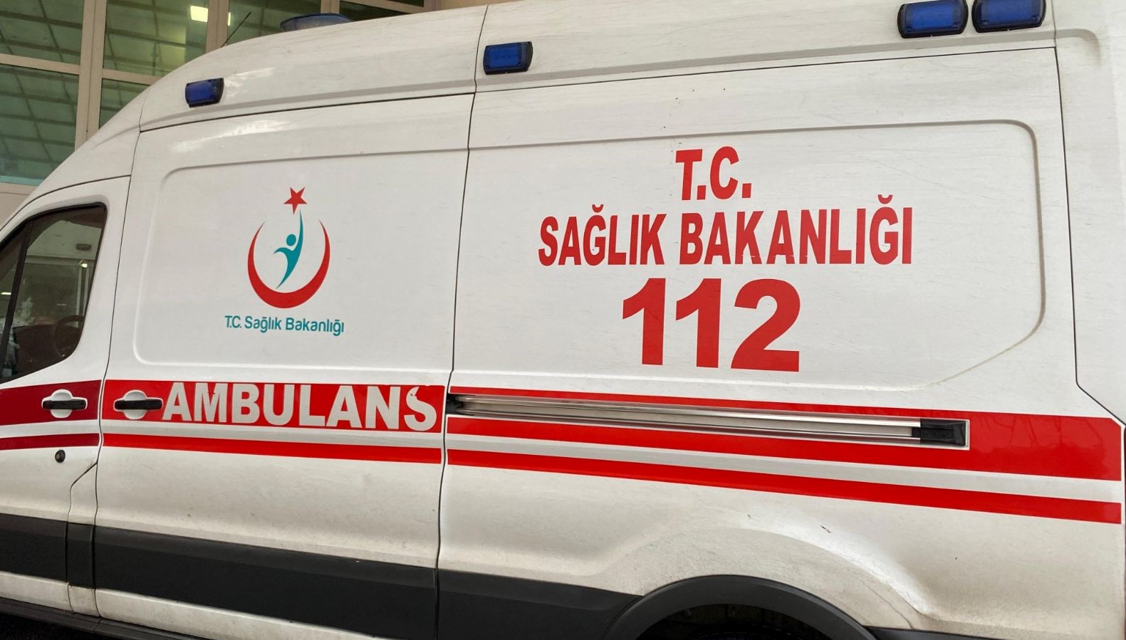 kamyon evin deposuna girdi iki yarali FNOp2wNN.jpg