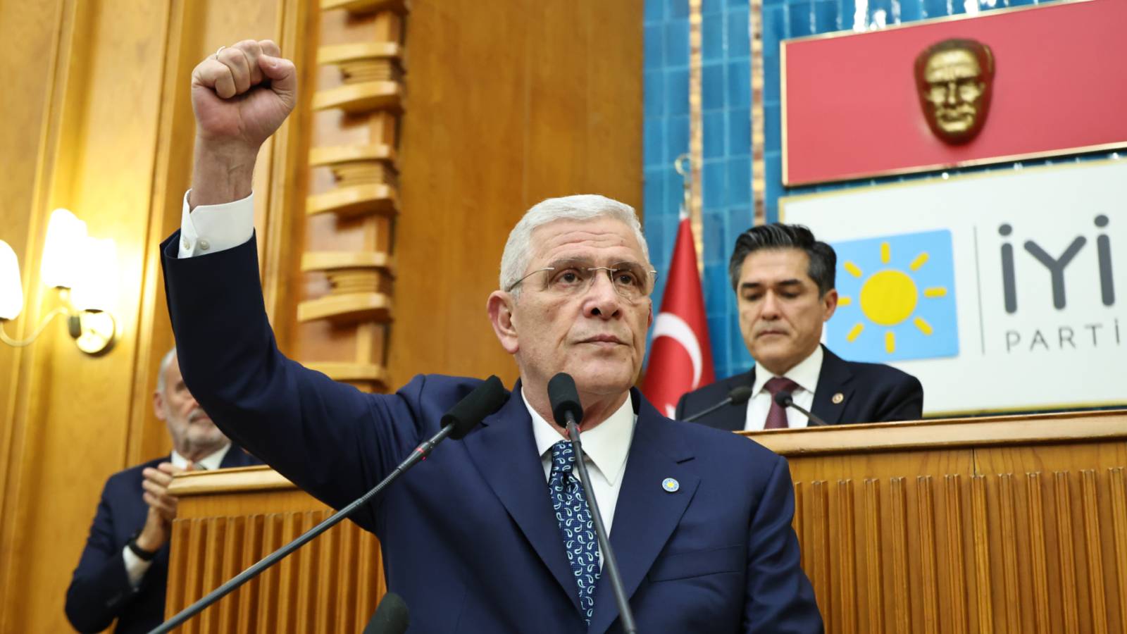 musavat dervisoglu dem partiyi hedef aldi onderleri katil sozculeri muptezel pusulasi da imralidir bu alcaklarin j87XwhgN.png