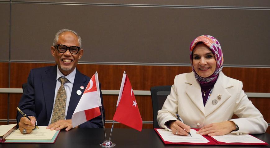 bakan goktas turkiyenin doha buyukelciligini ziyaret etti UvdYHSKP.jpg