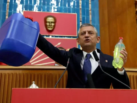 CHP Lideri Özgür Özel’den Akaryakıt Fiyatlarını Düşürecek Öneriler