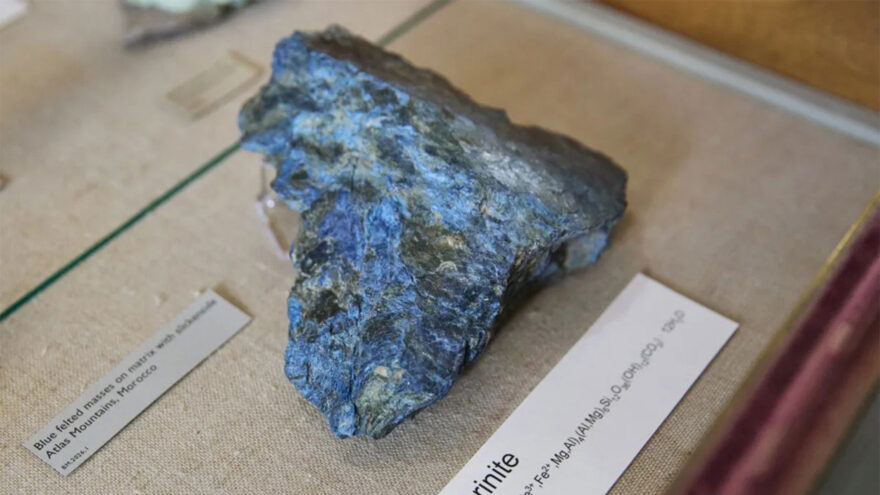 Fas’ta Alınan Gizemli Mavi Taşın Bilim Dünyasındaki Etkisi