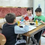 Avcılar’da Çocuklara Özel 23 Nisan Kutlaması: Ücretsiz Yemek İkramı