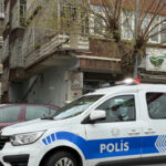 emekli-polis-evinde-cansiz-halde-bulundu-sInwNcbj