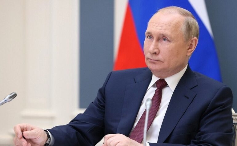 Vladimir Putin, Pekin’de Çin Lideri ile Görüşmek Üzere Bulundu