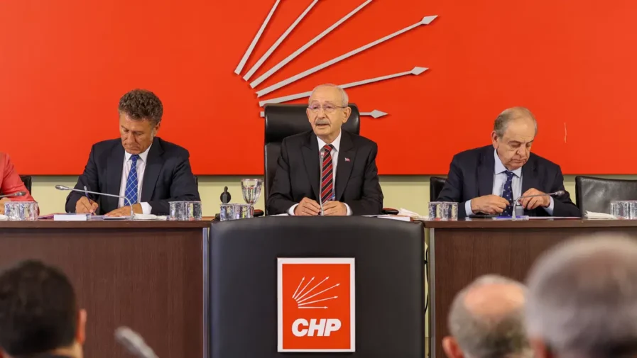 CHP Merkez Yönetim Kurulu Toplantısı ve İhraç Süreçleri